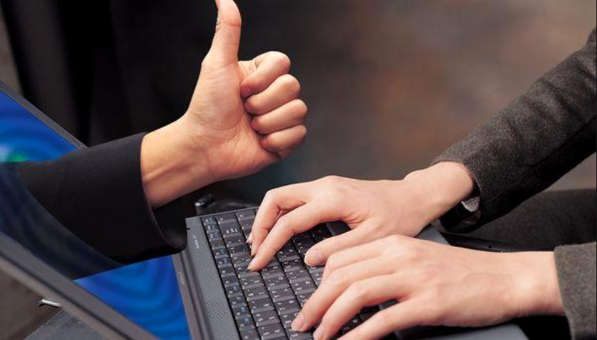 当一个企业要建设官网的时候要按照自身条件来建设适合自己的网站